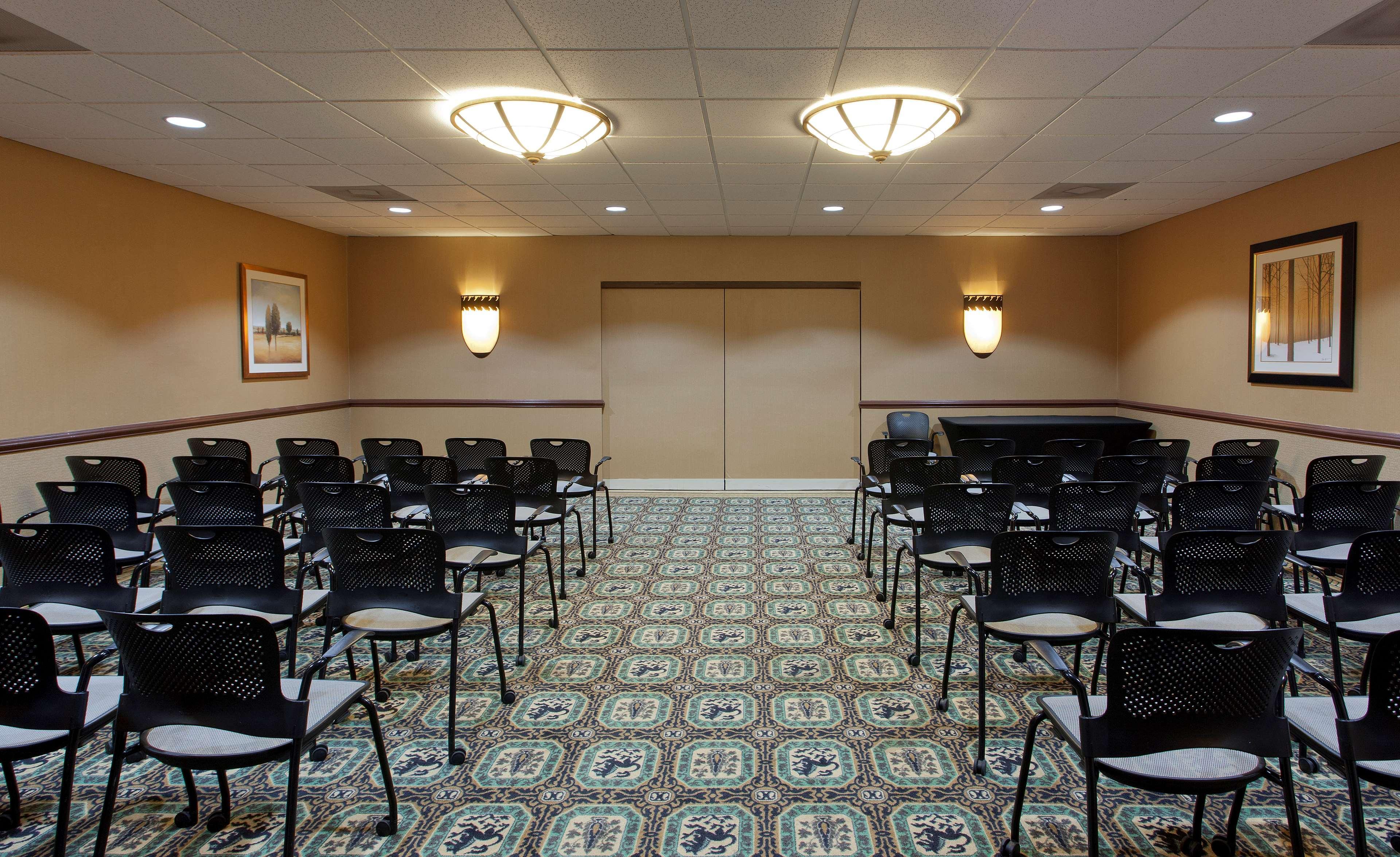 The Rockville Hotel, A Ramada By Wyndham 外观 照片